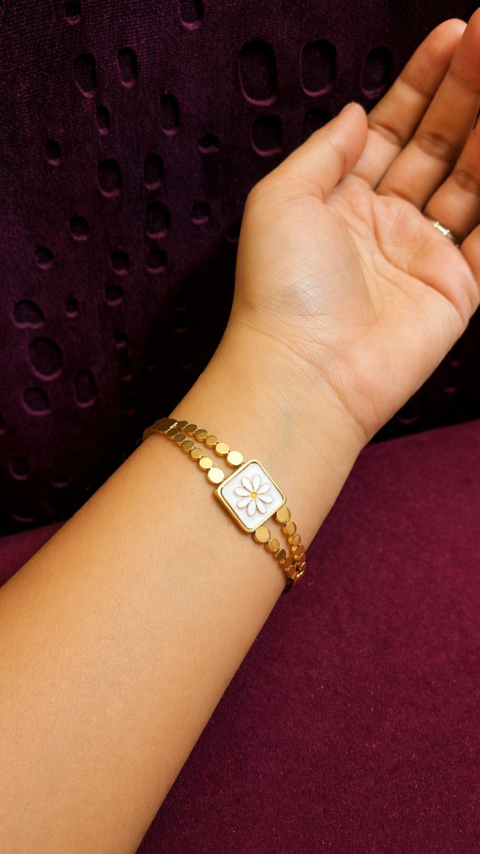 Elegant Floral Gold Bracelet