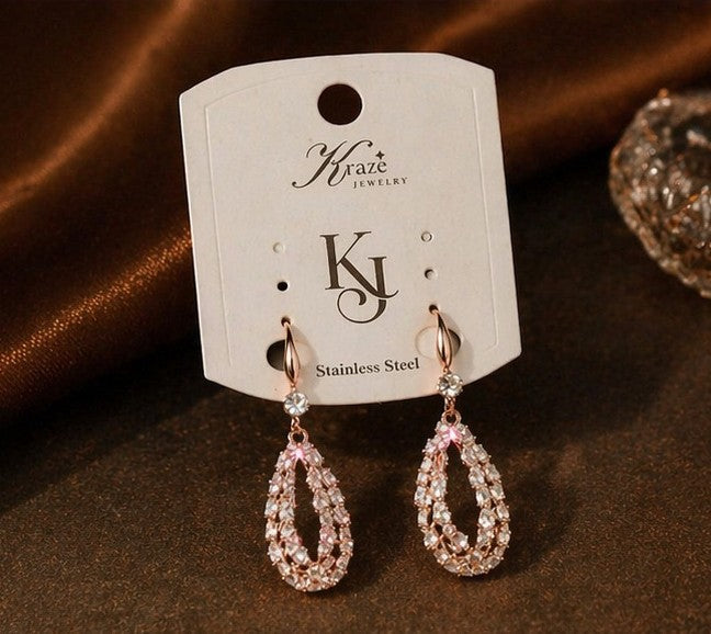 Luxury Crystal Teardrop Dangle Earrings ✨